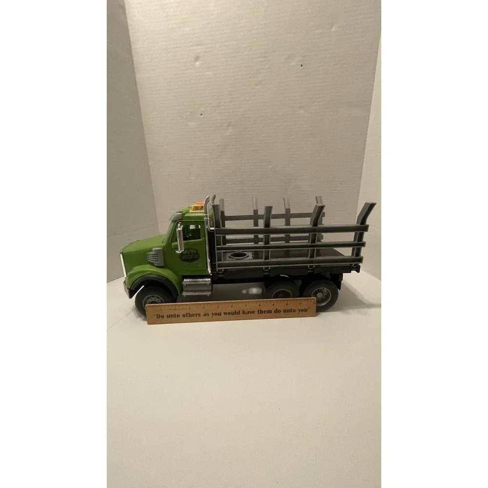 LIME GREEN & BLACK Freightliner  122SD  DBL-AXLE ROGUE Log TRUCK Mr Logging Serv